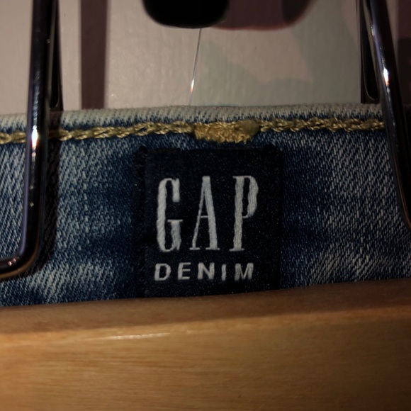Gap Blue Ripped Jeans - Picture 3 of 3